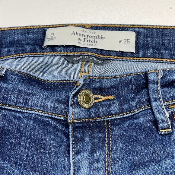 Abercrombie & Fitch Denim - ABERCROMBIE & FITCH Women's 0 / 25 Short Perfect Stretch Blue Jeans